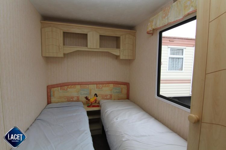 Atlas Summer Lodge