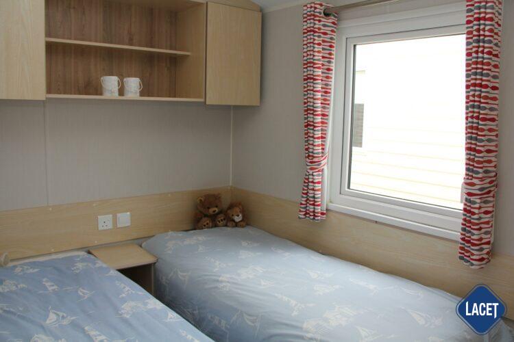 Willerby Rio gold