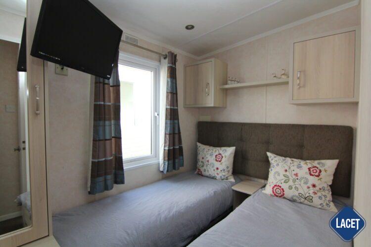 Pemberton Park Lane